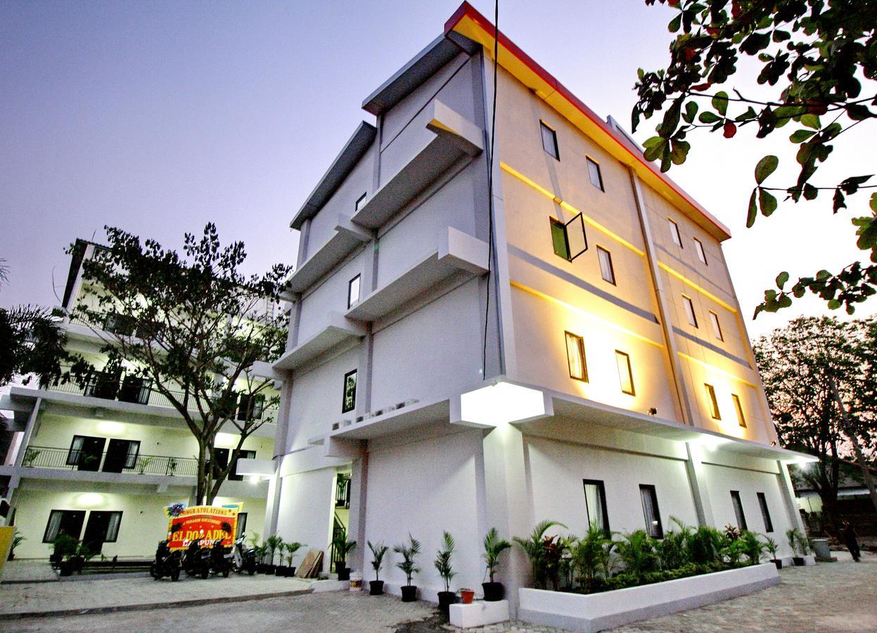 Hotel Dparagon Medokan Ayu Surabaja Exteriér fotografie