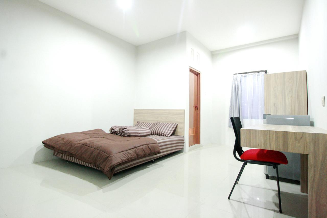 Hotel Dparagon Medokan Ayu Surabaja Exteriér fotografie